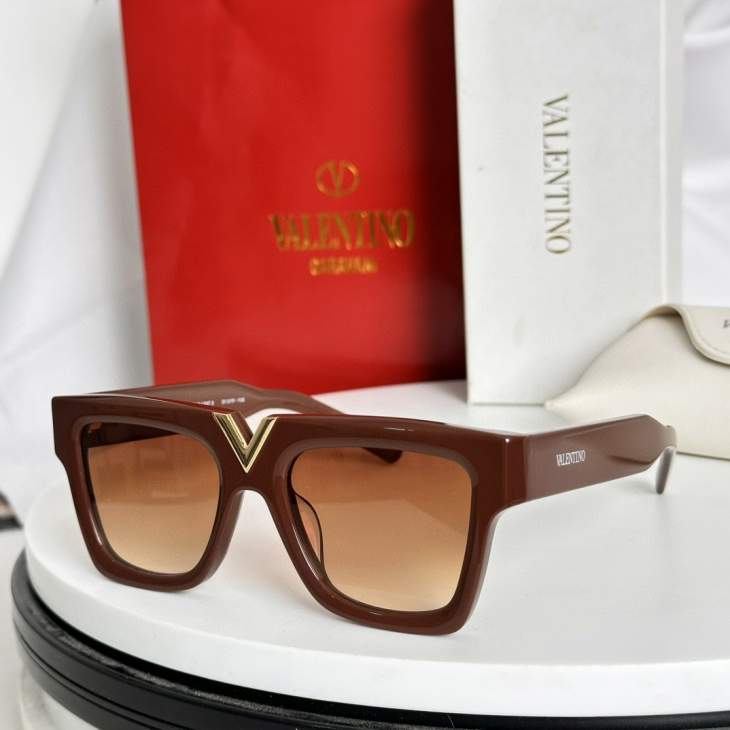 Picture of Valentino Sunglasses _SKUfw66579571fw